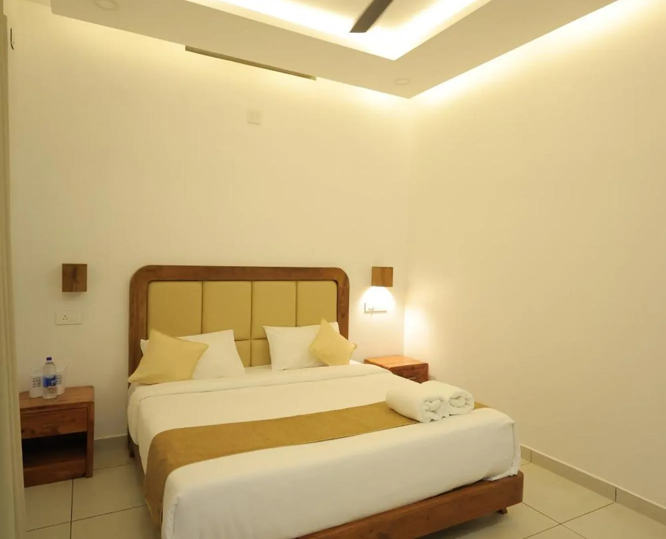 Elam Villa Pirmed Apartment
